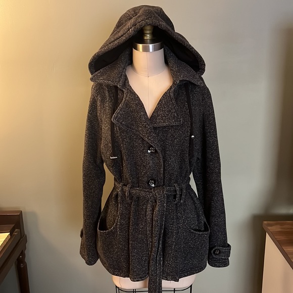 HOLIDAY SALE Knit Jacket - Picture 3 of 10